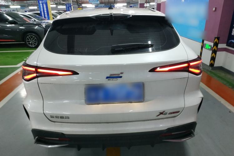 Used Oshan X5 PLUS 2023 Revised Version 1.5T DCT Navigation Edition
