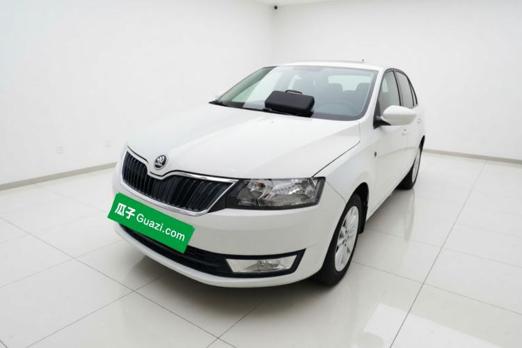 Used Skoda Rapid 2015 1.6L Manual Smart Selection Model