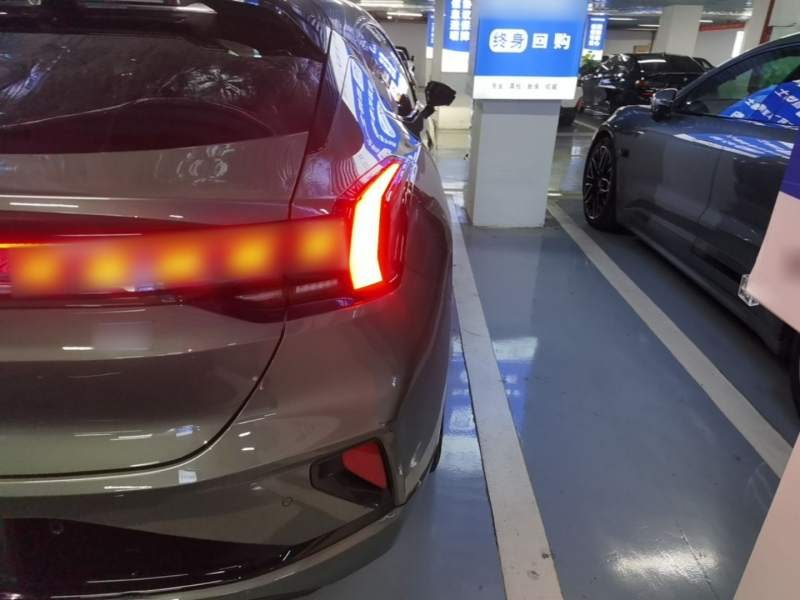 Used Zeekr 001 2024 YOU Edition 100 kWh All-Wheel Drive — 7