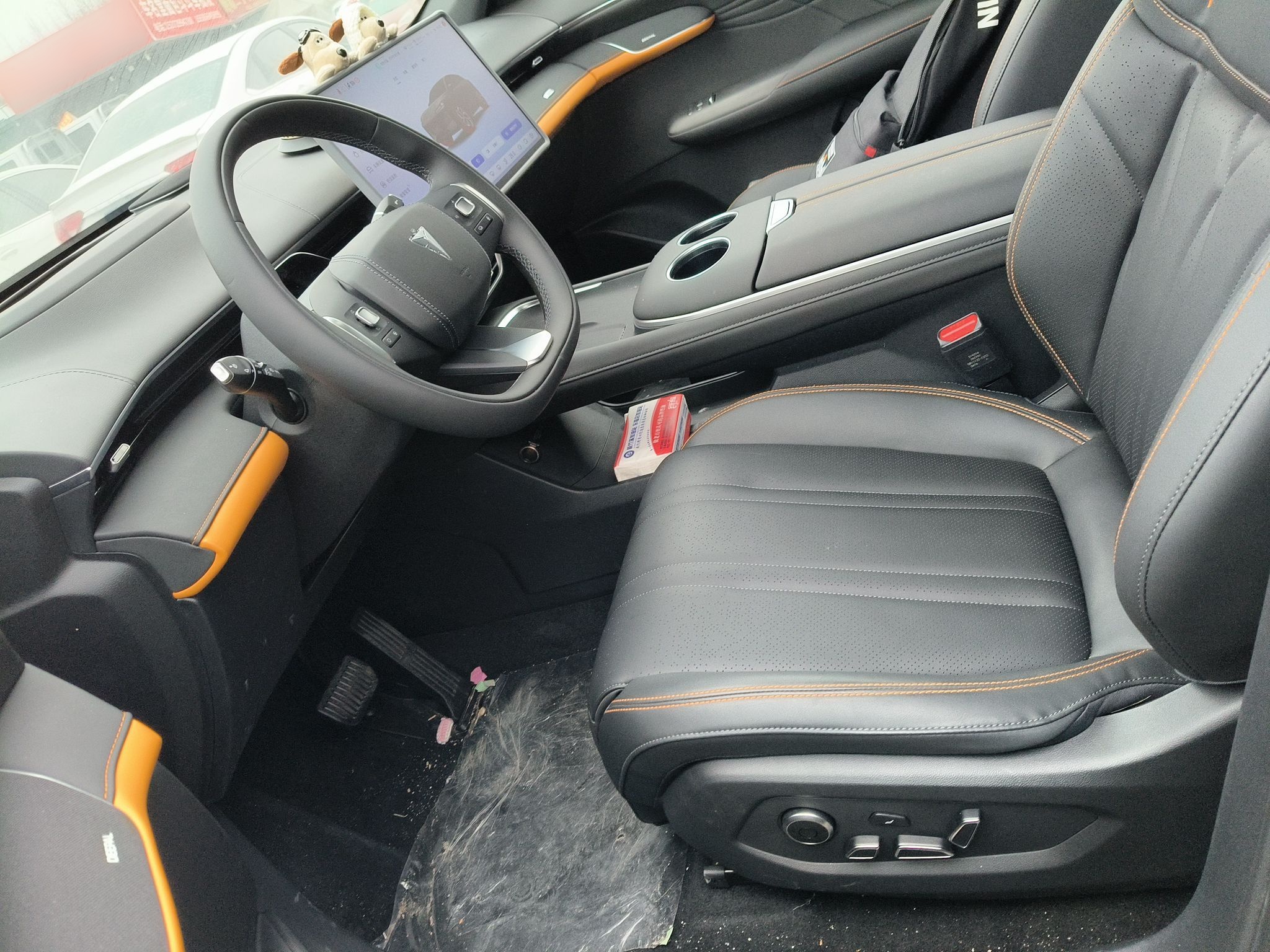 Переднее сиденье в автомобиле