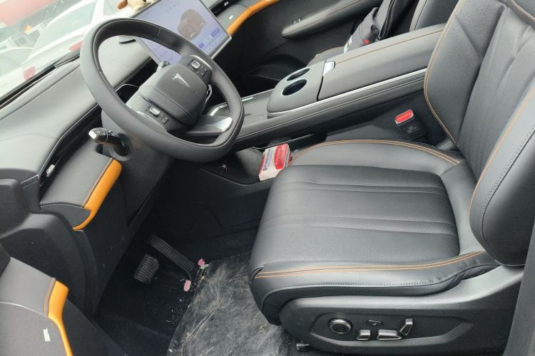 Used Deepal S07 2025 215Max Deep Blue Intelligent Driving AD PRO Range-Extended Version