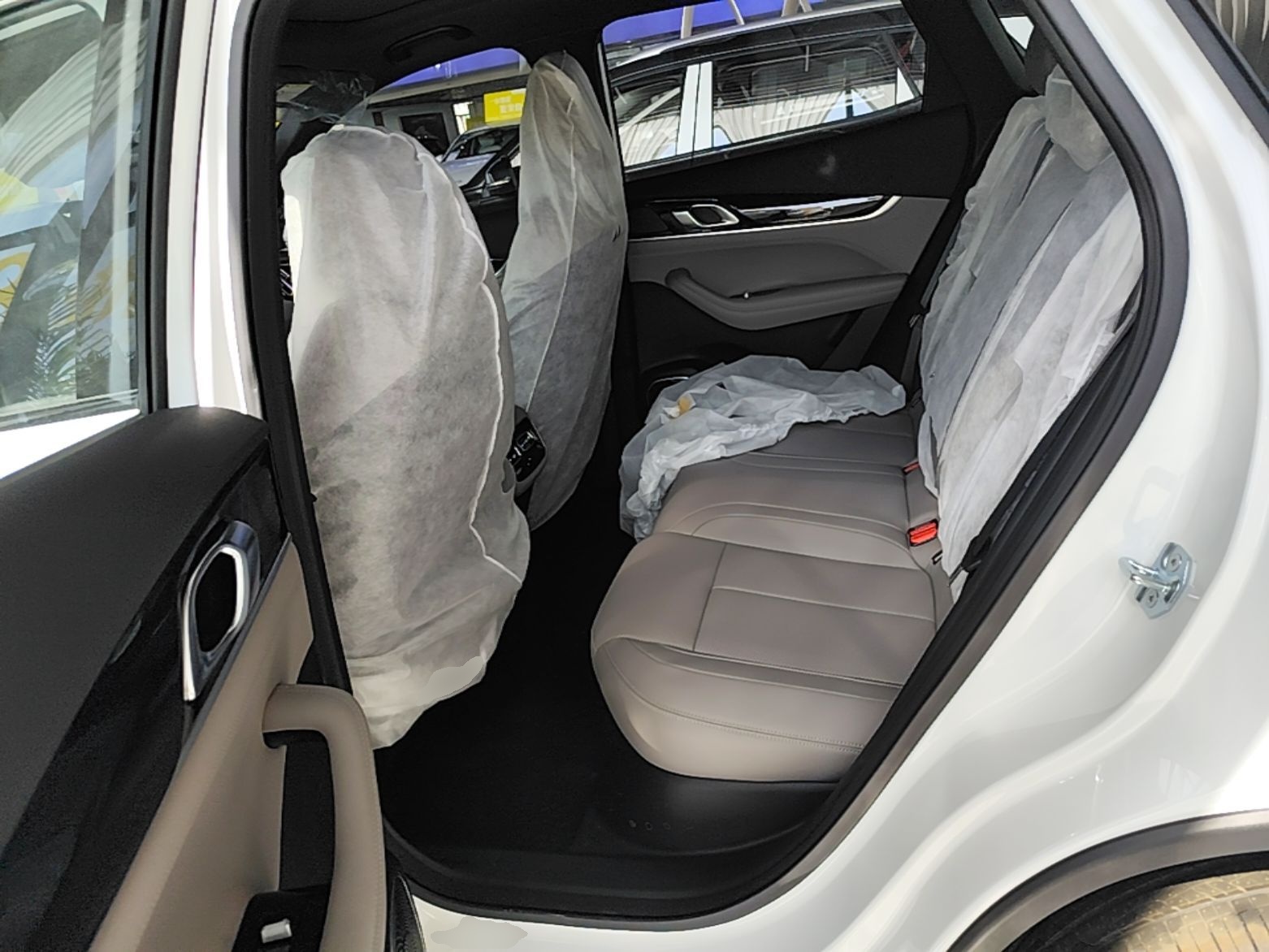 Geely Auto FX11 2025 4th Generation 1.5TD DCT – The Start — снимка 20