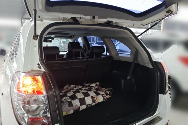 Used Chevrolet Captiva 2014 2.4L 4x4 Flagship Edition 7 Seats Trunk