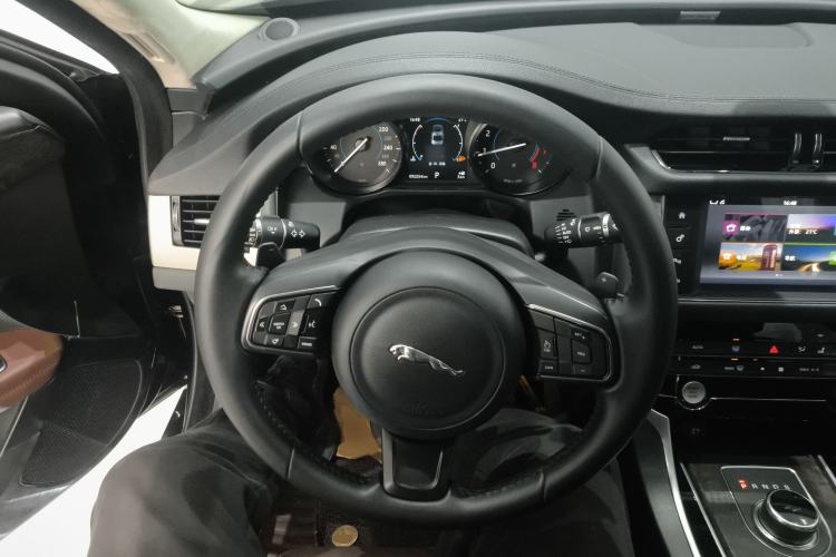 Used Jaguar XFL 2017 XFL 2.0T 200PS Luxury Edition