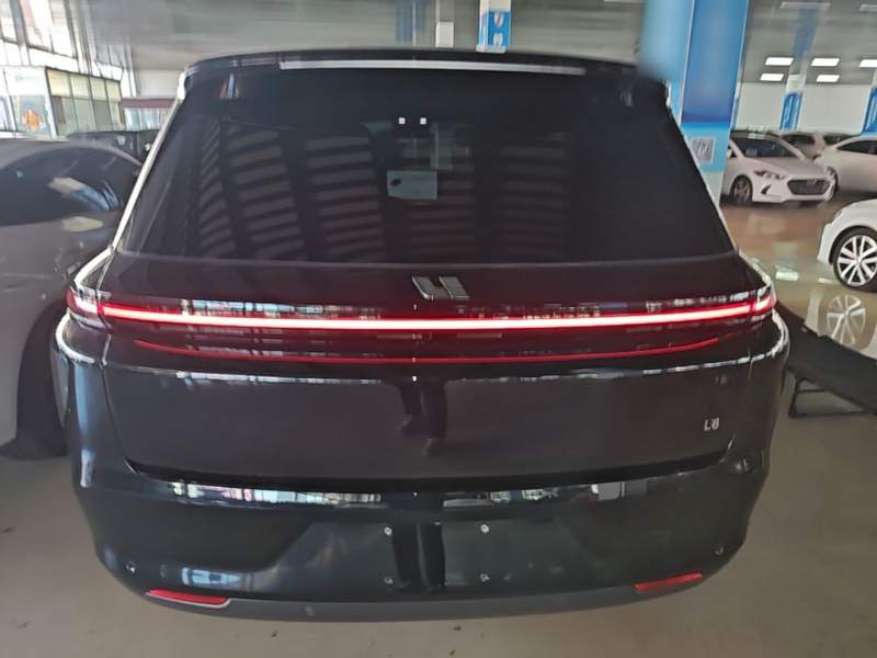 Used Li Auto L8 2023 Pro Model — 5