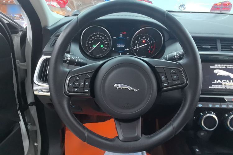 Used Jaguar E-PACE 2018 P200 S China VI Steering Wheel