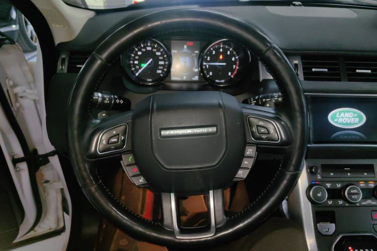 Used Land Rover Range Rover Evoque 2016 2.0T SE Smart Glow Edition
