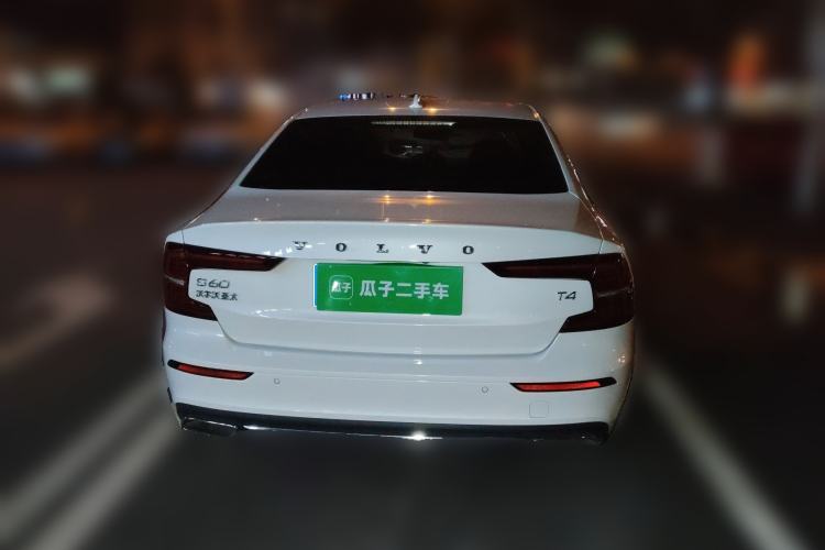 Used Volvo S60 2021 T4 Zhiyi Luxury Edition
