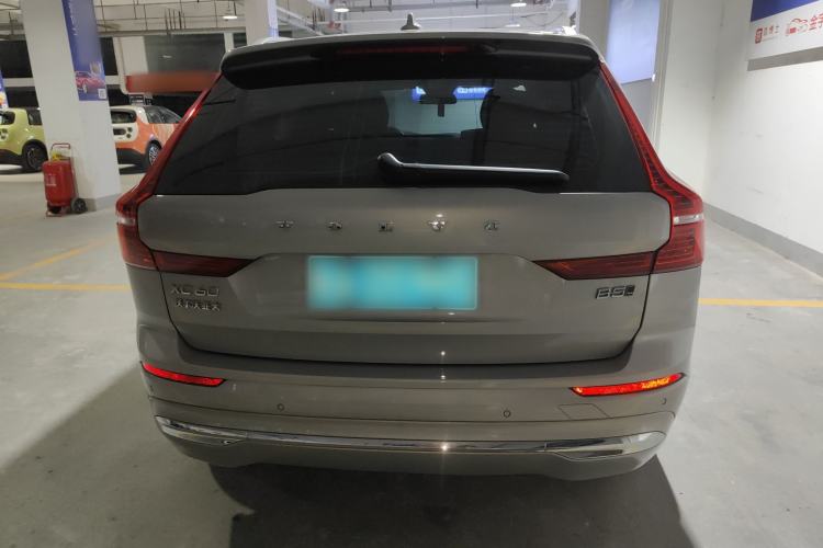 Used Volvo XC60 2023 B5 4x4 Smart Luxury Edition