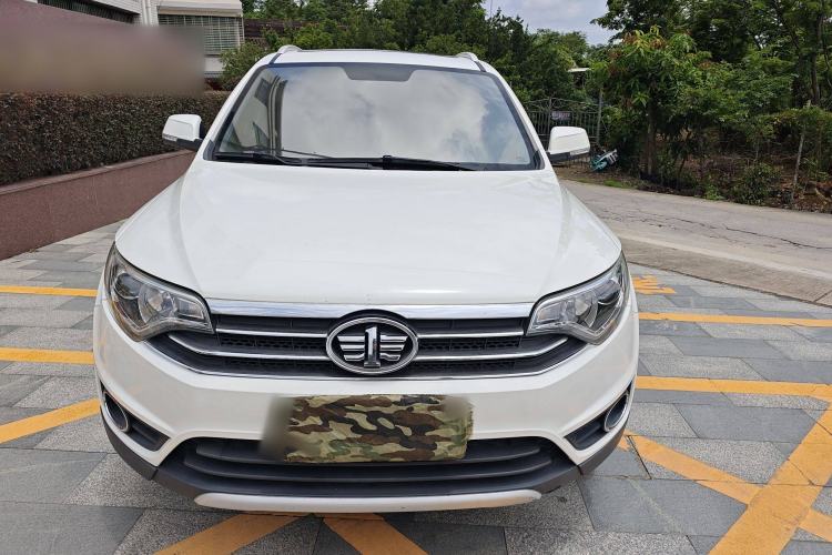 Used FAW Senya R7 2017 1.6L Manual Luxury Model