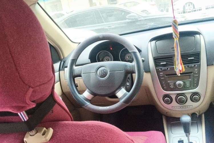 Used Buick Excelle 2011 1.6LX-AT Steering Wheel