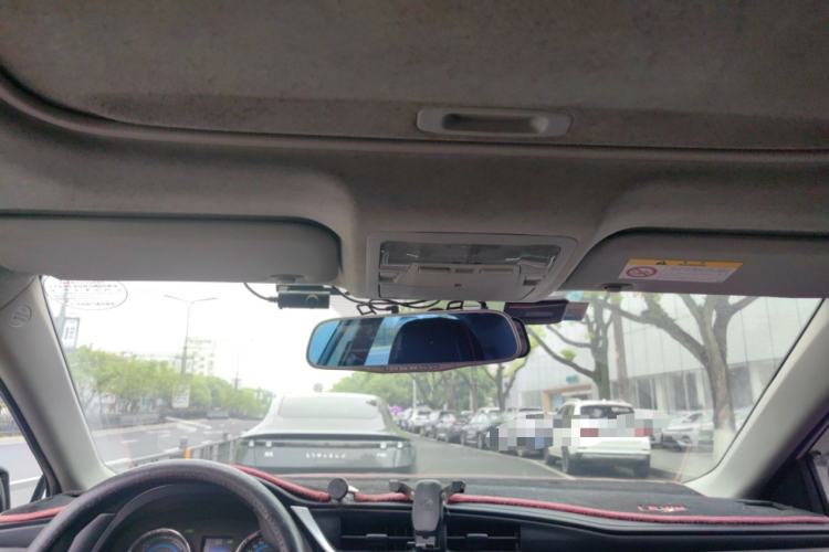 Used Toyota Levin 2017 Revised Dual-Engine 1.8H GS E-CVT Elite Sunroof Version China V Standard Headliner