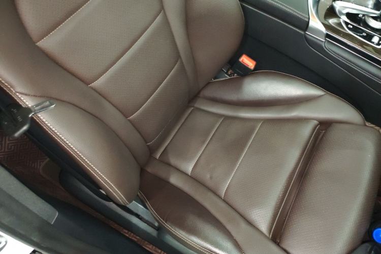 Used Mercedes-Benz GLC 2017 GLC 260 4MATIC Luxury Model