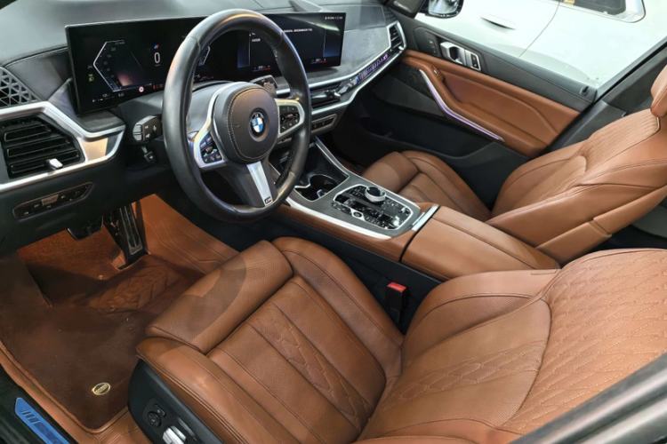 Used BMW X7 2023 xDrive40i Luxury M Sport Package