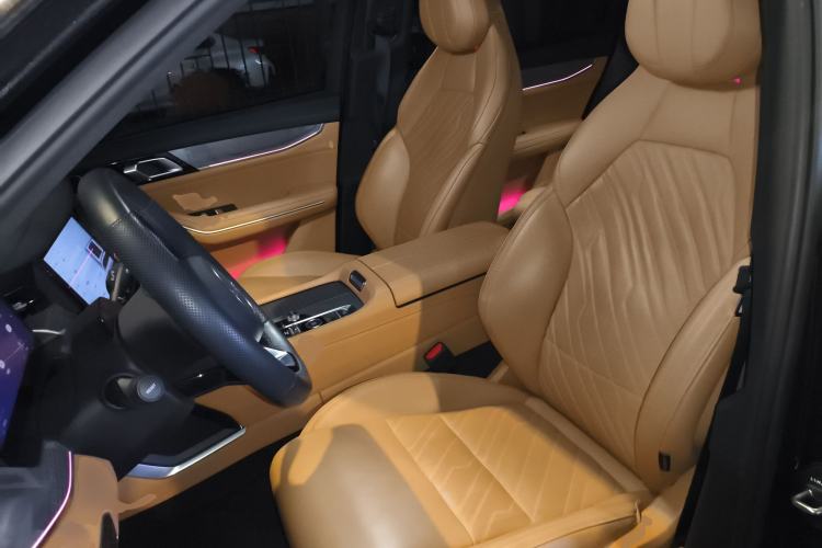 Used Lynk & Co 09 EM-P 2023 2.0TD EM-P Four-Wheel Drive Asian Games Executive Edition Five Seats
