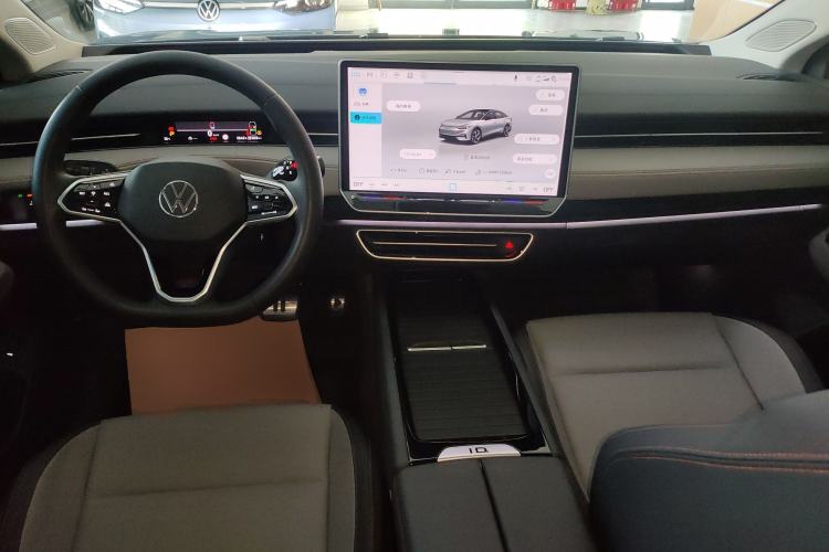 Used Volkswagen ID.7 VIZZION 2024 AIR model
