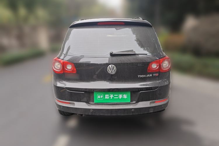 Used Volkswagen Tiguan L 2010 1.8 TSI Automatic Two-Wheel Drive Trend Edition
