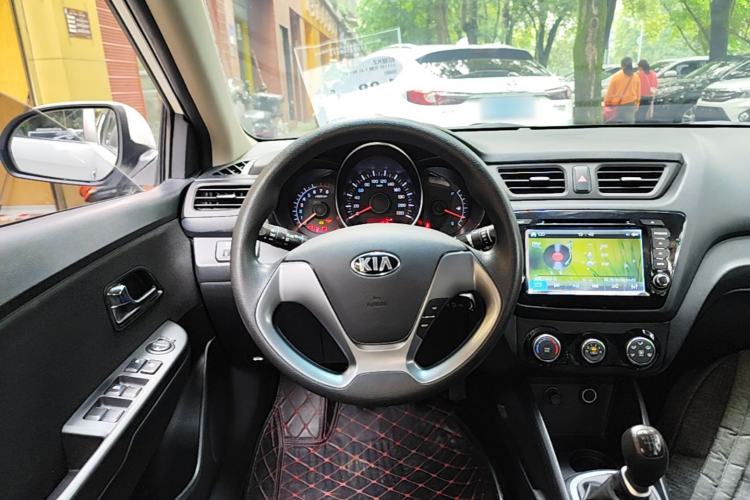 Used Kia K2 2015 Sedan 1.4L MT GLS
