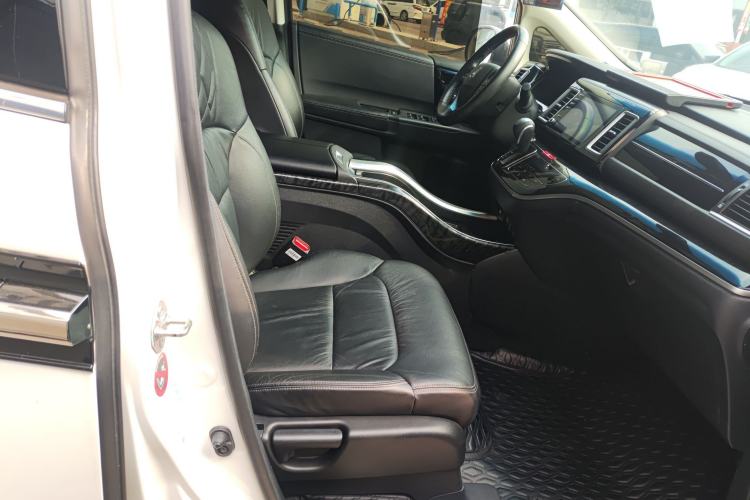 Used Honda Elysion 2019 2.0L Hybrid Luxury Edition