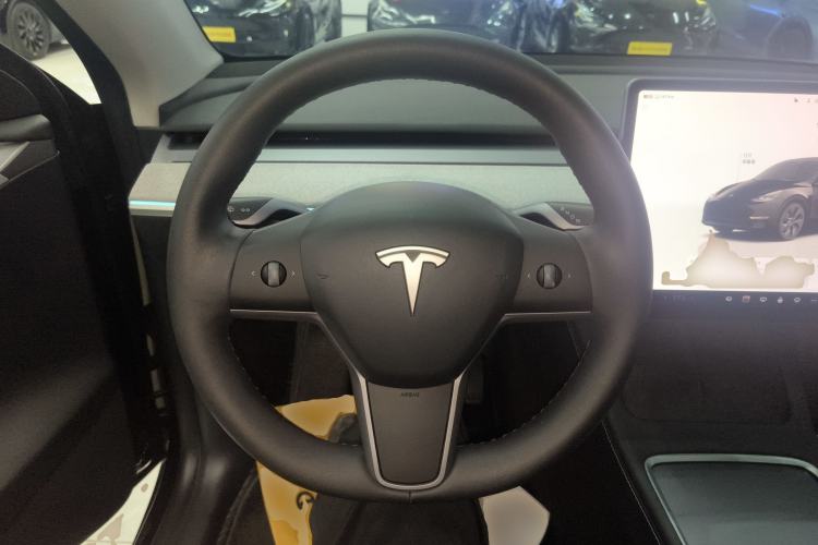 Used Tesla Model Y 2023 Rear-Wheel-Drive Version