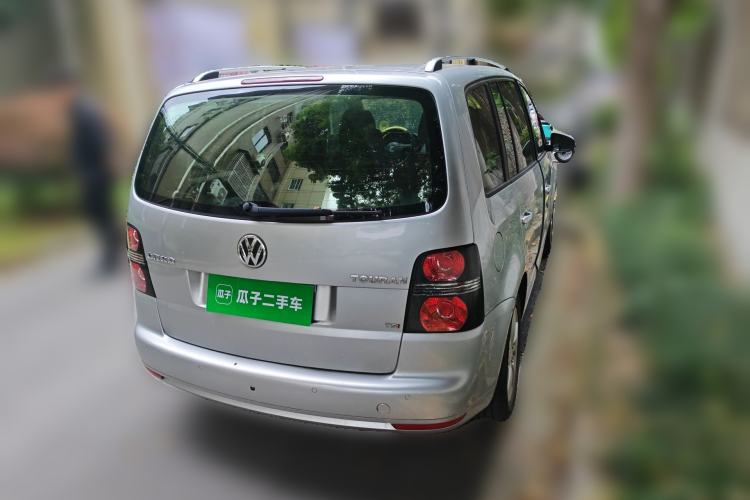 Used Volkswagen Touran 2011 1.4T DSG Zhiya Edition 5 Seats
