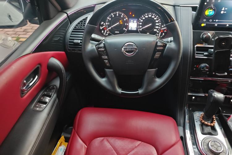 Used Nissan Patrol  Steering Wheel