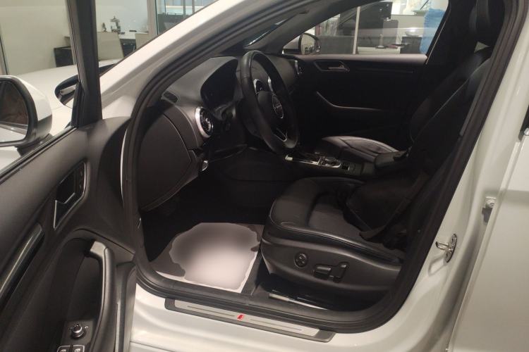 Used Audi A3 2018 30th Anniversary Edition Limousine 35 TFSI Fashion Model