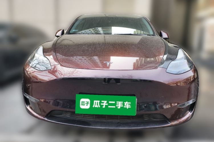 Used Tesla Model Y 2023 Long-Range All-Wheel-Drive Version