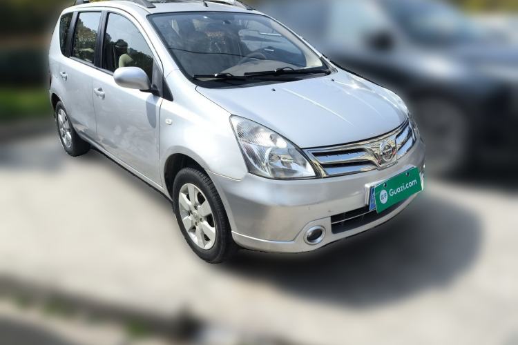 Used Nissan Livina 2010 Jingyue Edition 1.6L Manual All-Around Model
