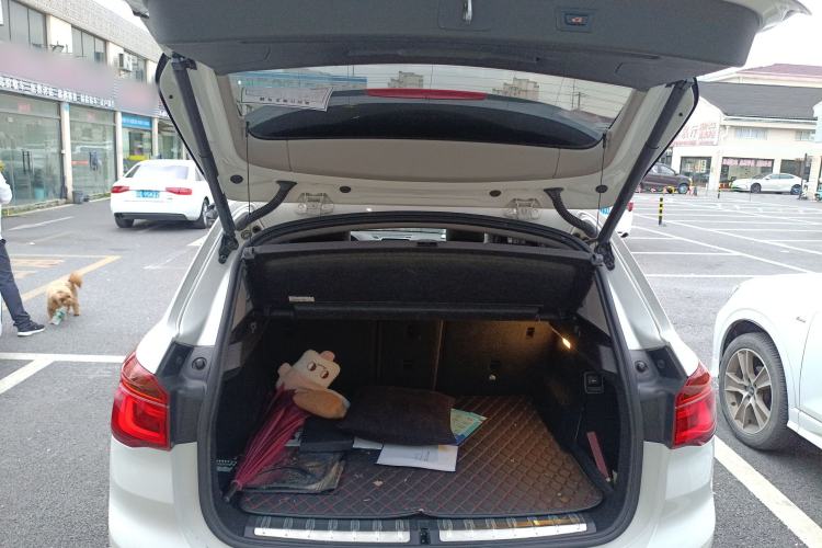 Used BMW X1 2018 xDrive20Li Luxury Edition Trunk