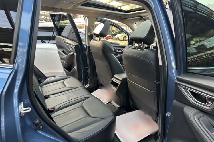 Used Subaru Forester 2021 2.0i Luxury Edition Interior 15