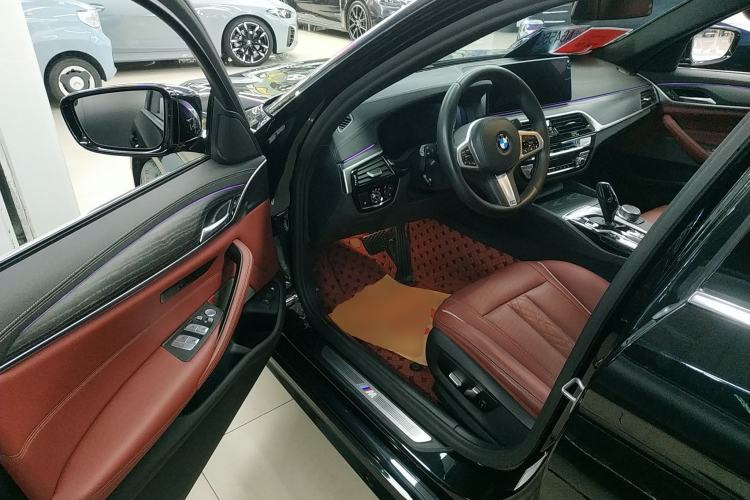 Used BMW 5 Series New Energy 2021 535Le M Sport Package Driver Seat