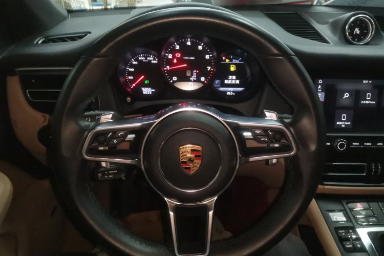 Used Porsche Macan 2018 Macan 2.0T Steering Wheel