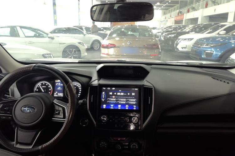 Used Subaru Forester 2021 2.0i Luxury Edition Center Console