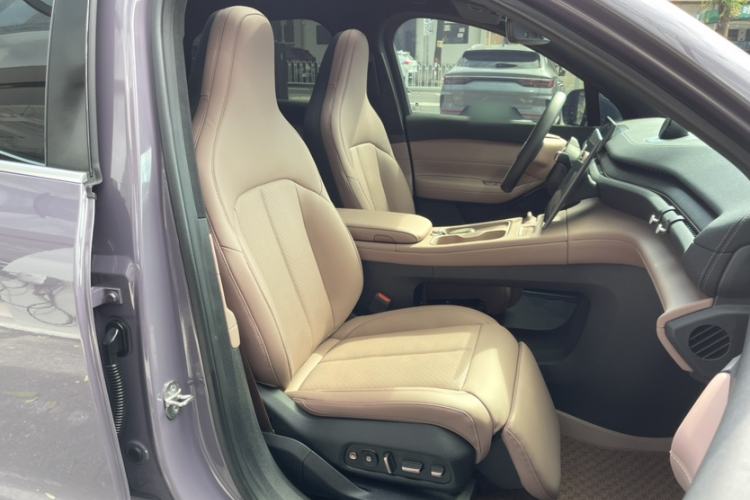 Used Nio EC6 2024 100 kWh
