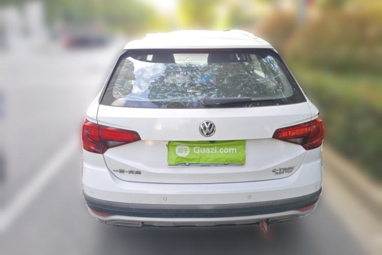 Used Volkswagen C-TREK 2017 230TSI DSG Comfort Version