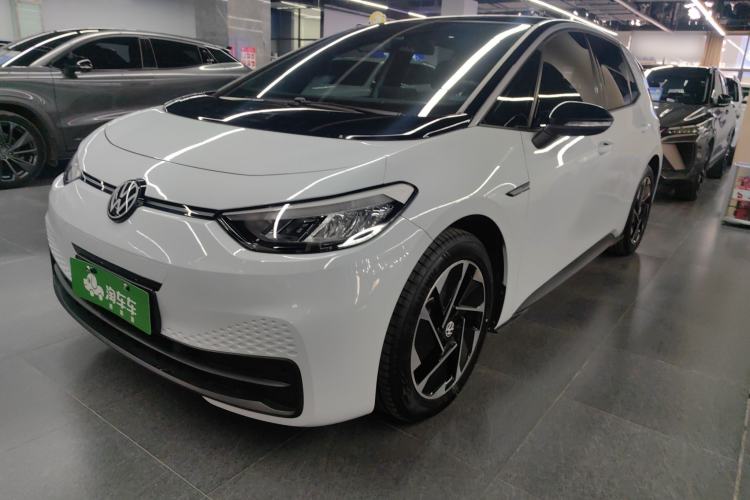 Used Volkswagen ID.3 2024 Outstanding Edition
