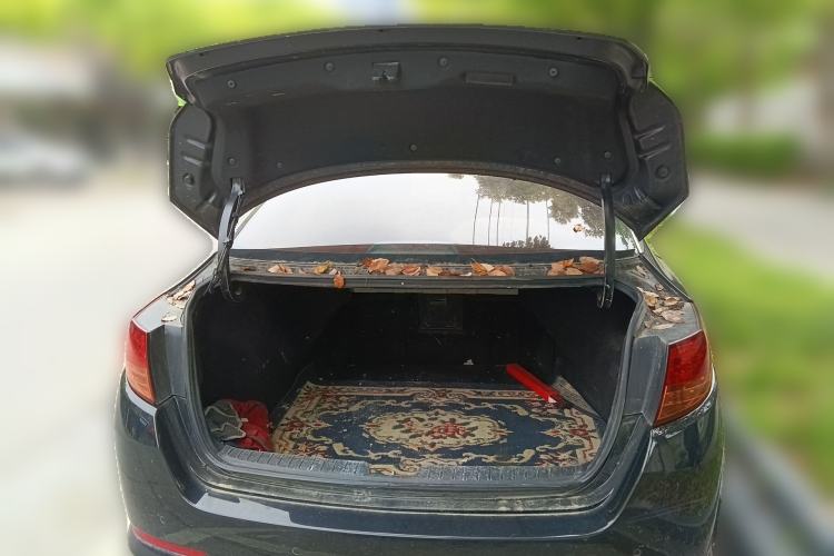 Used Kia K5 2011 2.0L Automatic GLS
