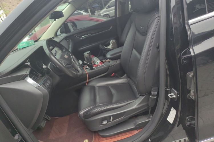 Used Cadillac XT5 2018 25T Luxury Model