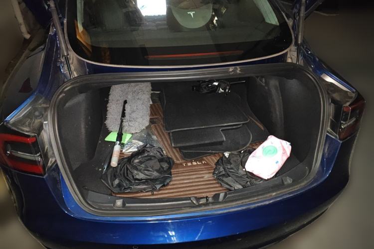 Used Tesla Model 3 2019 Long-Range Rear-Wheel-Drive Version
