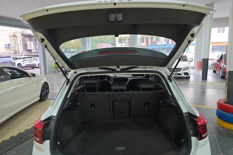 Used Volkswagen T-ROC 2022 280TSI DSG Two-Wheel Drive Elite PLUS