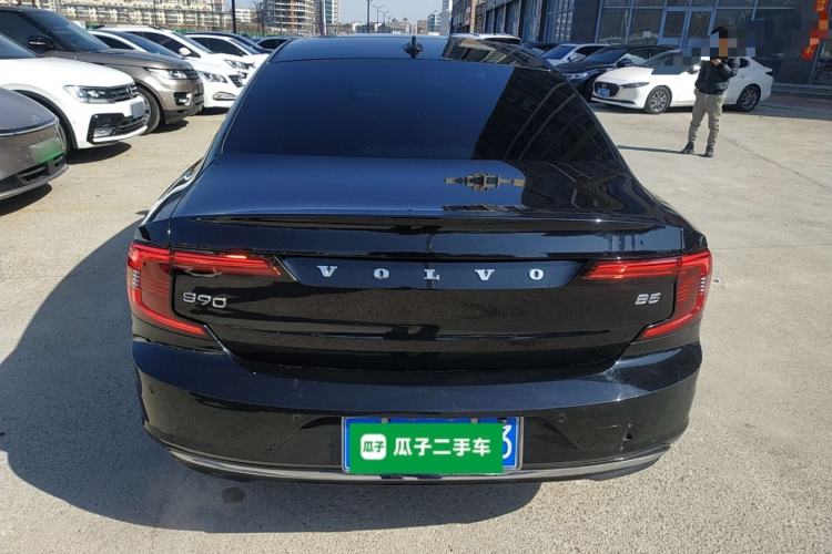 Used Volvo S90 2023 B5 Zhiyuan Luxury Edition
