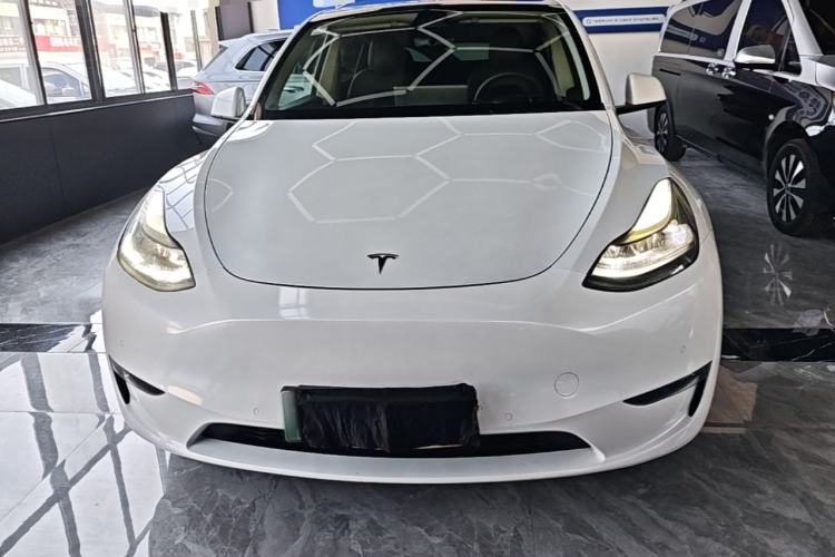 Used Tesla Model Y 2021 Long-Range All-Wheel-Drive Version 3D7 Front