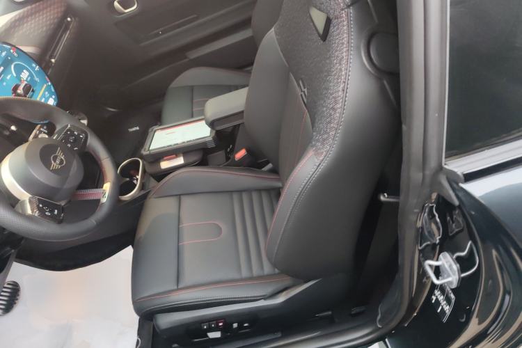 Used MINI JCW 2025 JOHN COOPER WORKS
