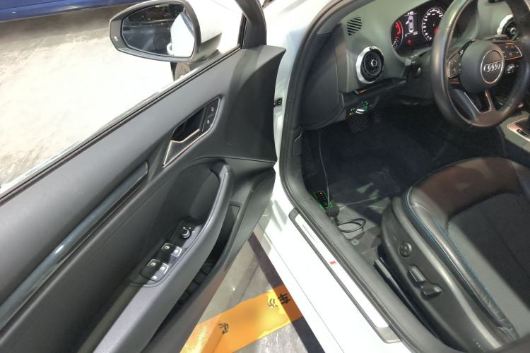 Used Audi A3 2019 Limousine 35 TFSI Fashion Edition China V standard
