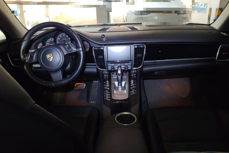 Used Porsche Panamera 2010 Panamera 4 3.6L Center Console