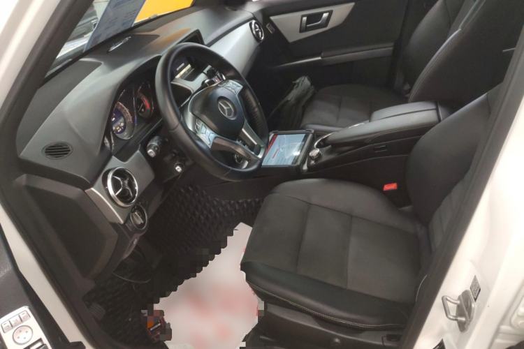 Used Mercedes-Benz GLK-Class 2015 GLK 260 4MATIC Dynamic Edition Ultimate Version
