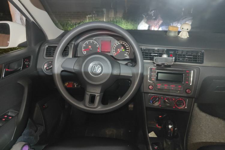 Used Volkswagen Santana 2015 1.6L Automatic Comfort Edition Steering Wheel