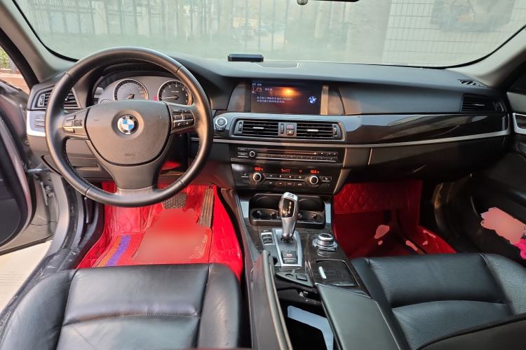 Used BMW 5 Series 2013 525Li Leading Model
