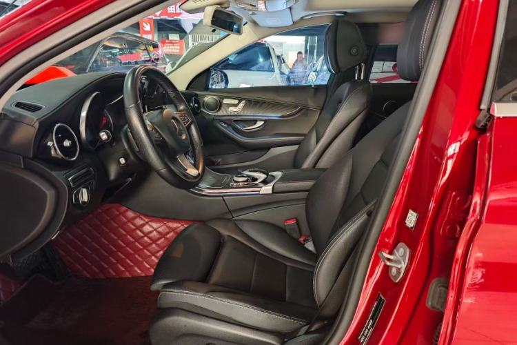 Used Mercedes-Benz C-Class 2018 C 200 L Sport Edition Interior 5